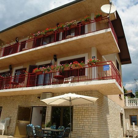 Apartments Nikolina Novi Vinodolski Kültér fotó