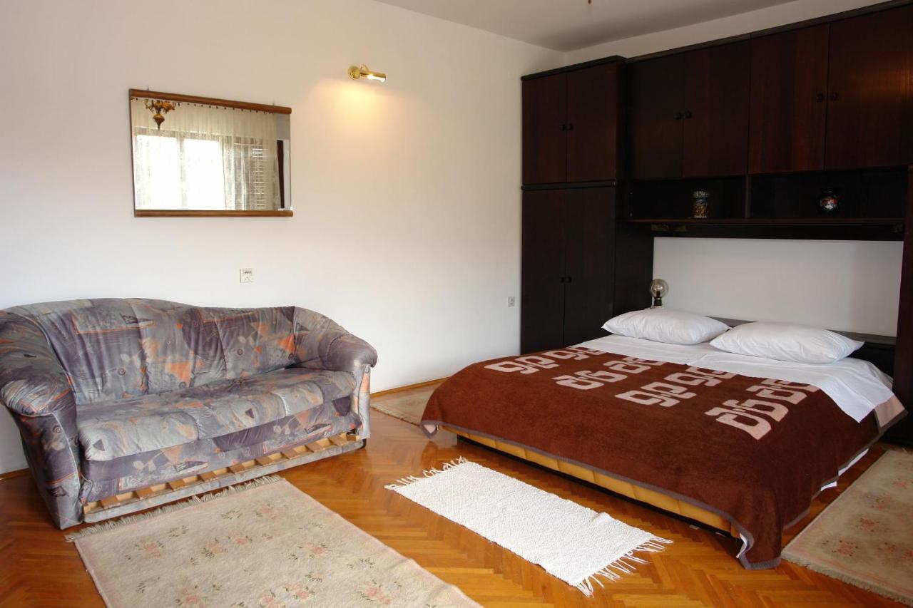Apartments Nikolina Novi Vinodolski Kültér fotó