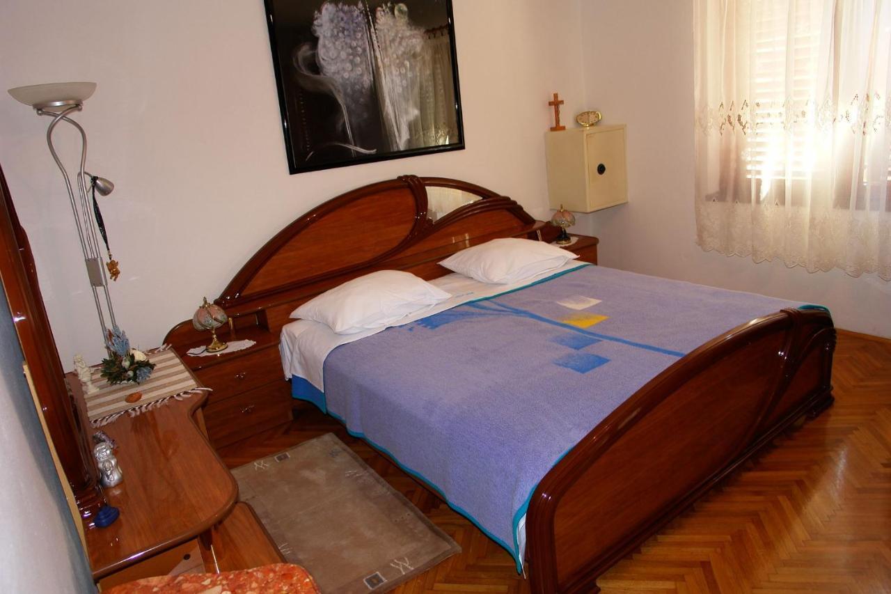 Apartments Nikolina Novi Vinodolski Kültér fotó