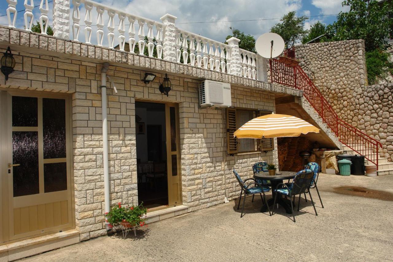 Apartments Nikolina Novi Vinodolski Kültér fotó