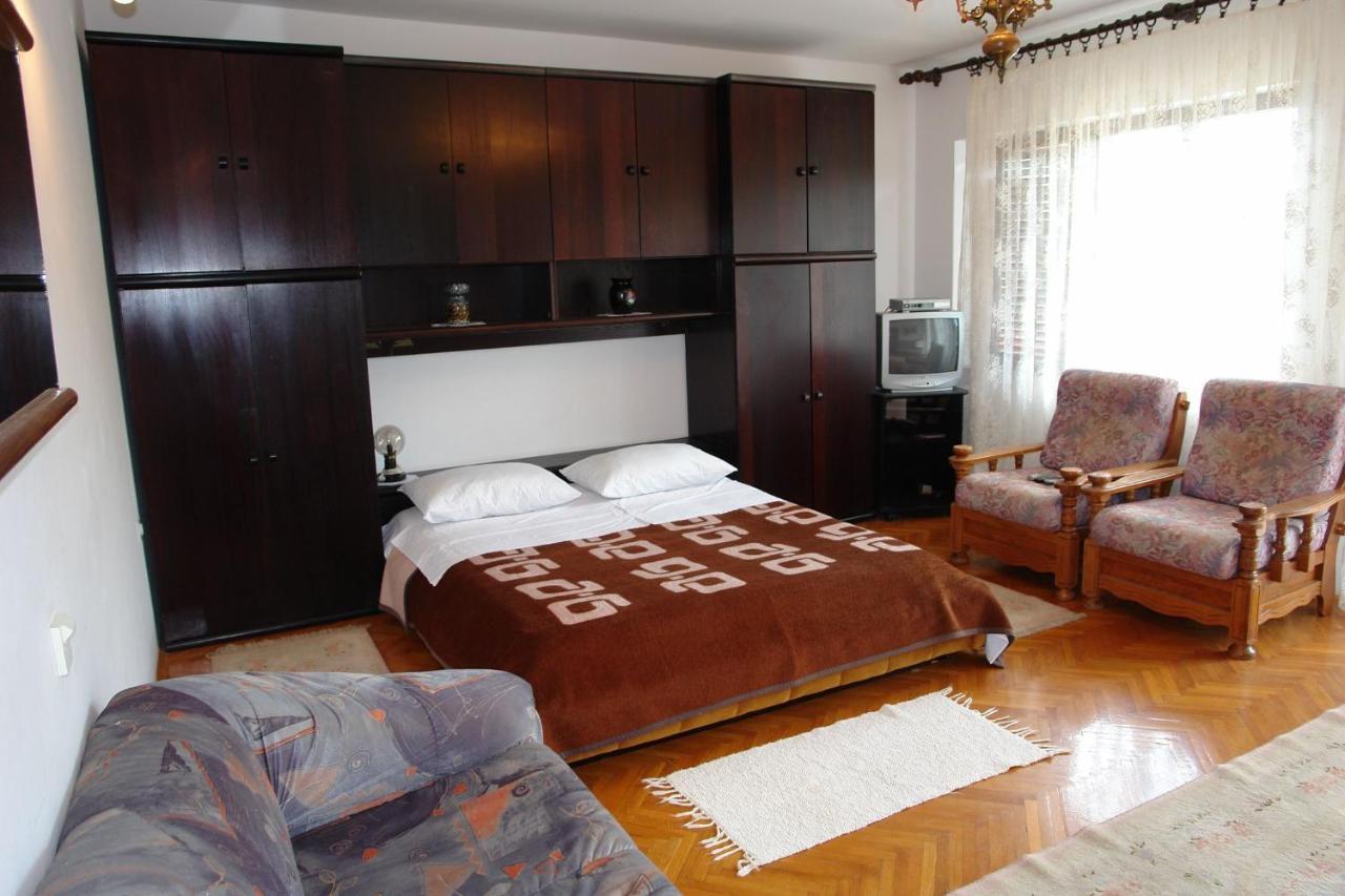 Apartments Nikolina Novi Vinodolski Kültér fotó