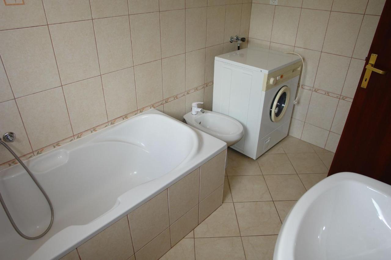 Apartments Nikolina Novi Vinodolski Kültér fotó