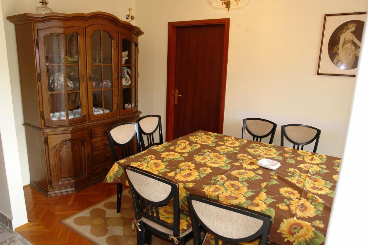 Apartments Nikolina Novi Vinodolski Kültér fotó